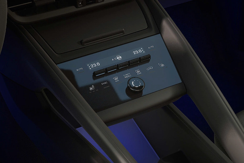 Porsche Macan EV