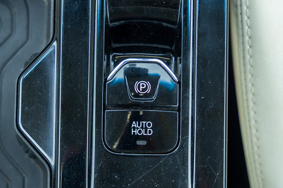 Mahindra XUV 3XO