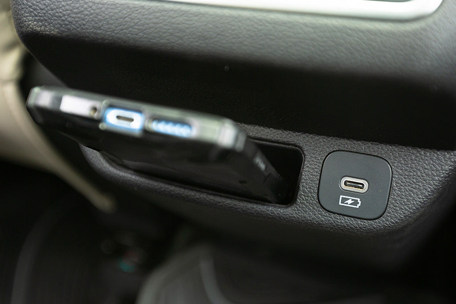 Mahindra XUV700