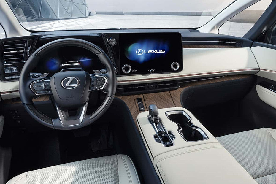 Lexus LM
