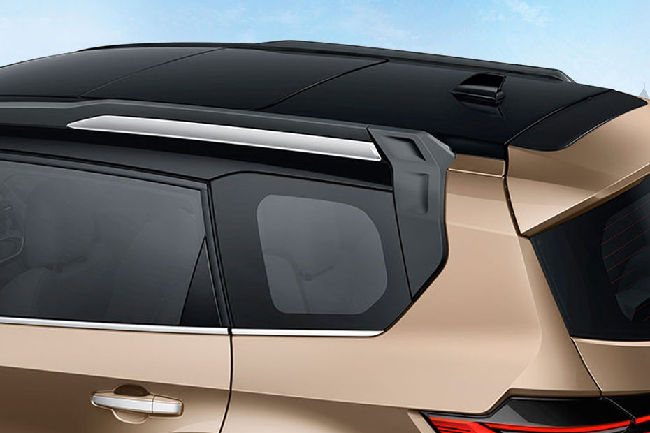 Tata Safari