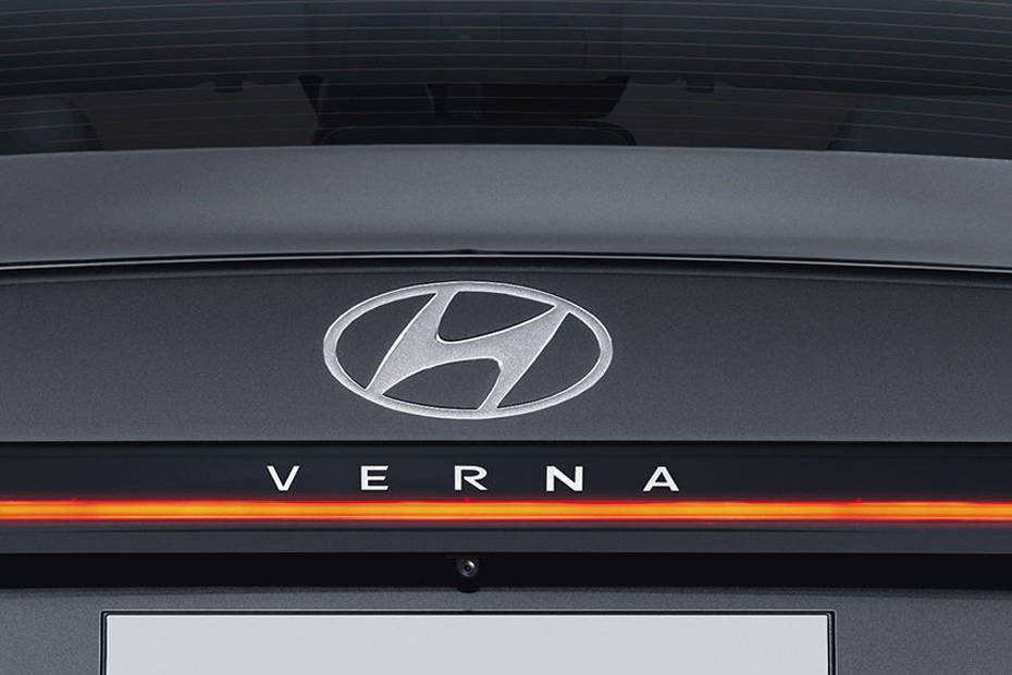 Hyundai Verna