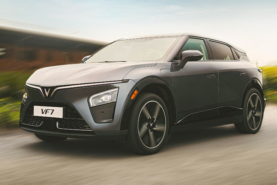 VinFast VF7