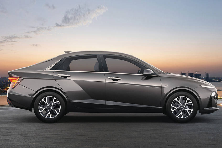 Hyundai Verna