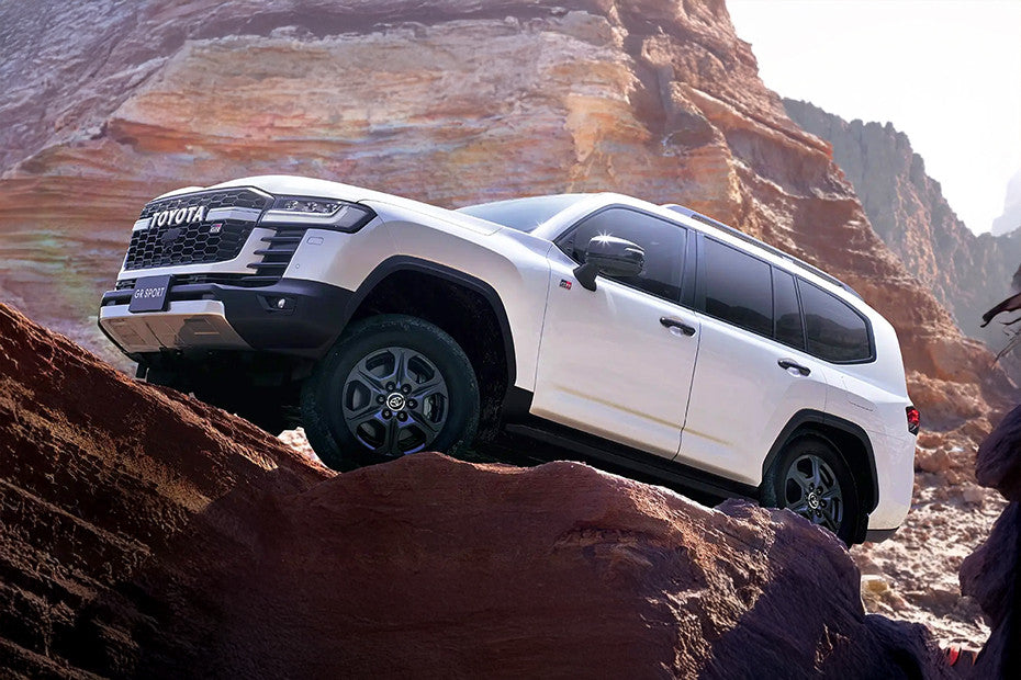 Toyota Land Cruiser 300
