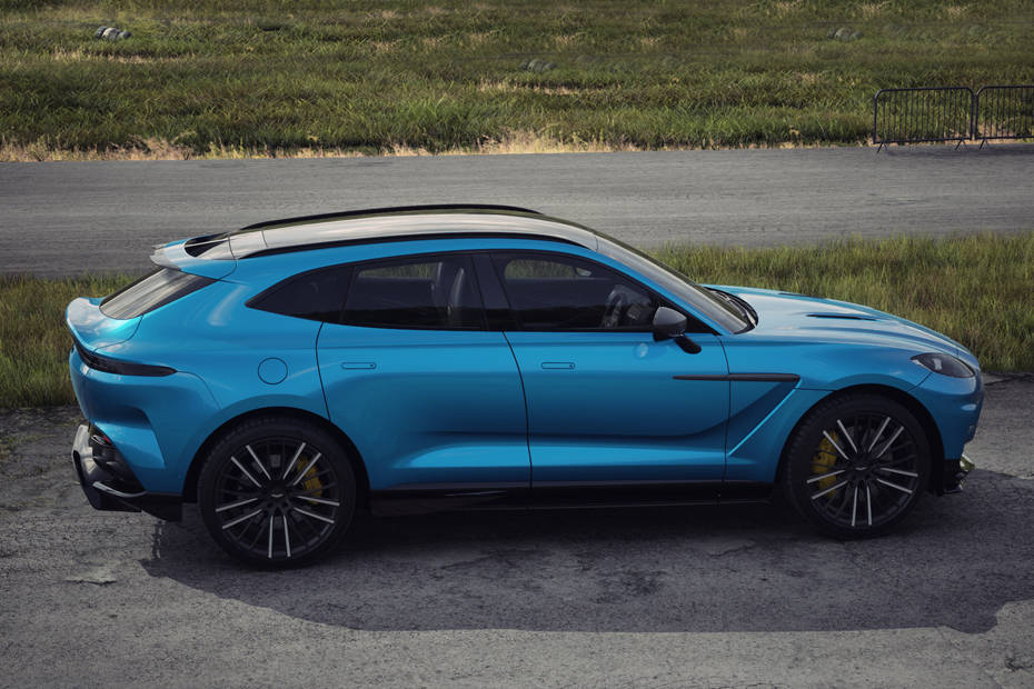 Aston Martin DBX