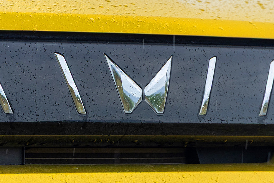 Mahindra XUV 3XO