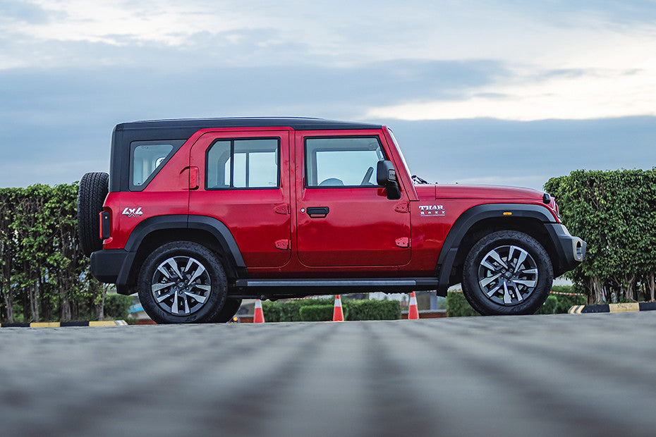 Mahindra Thar ROXX