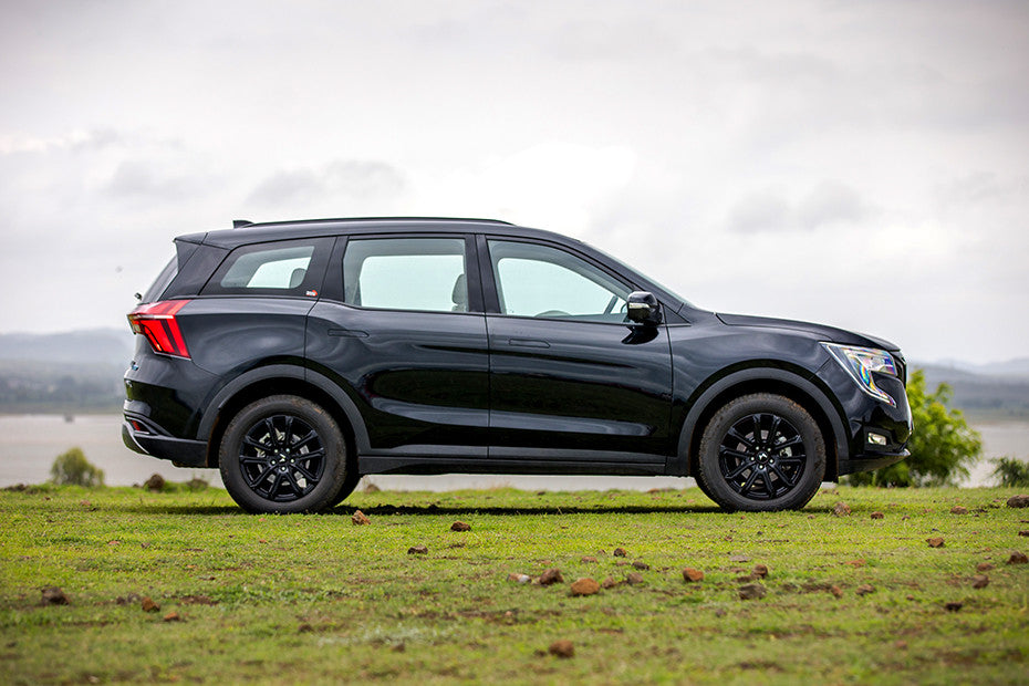 Mahindra XUV700