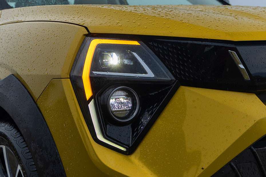 Mahindra XUV 3XO