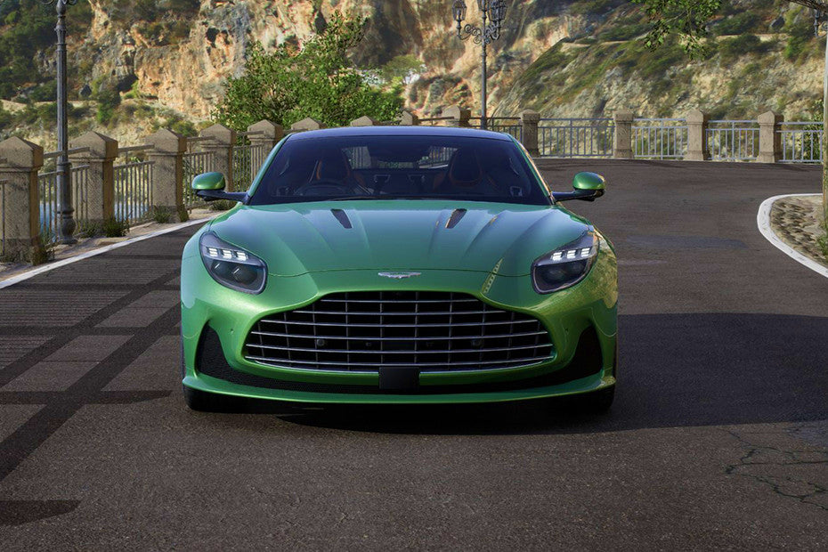 Aston Martin DB12