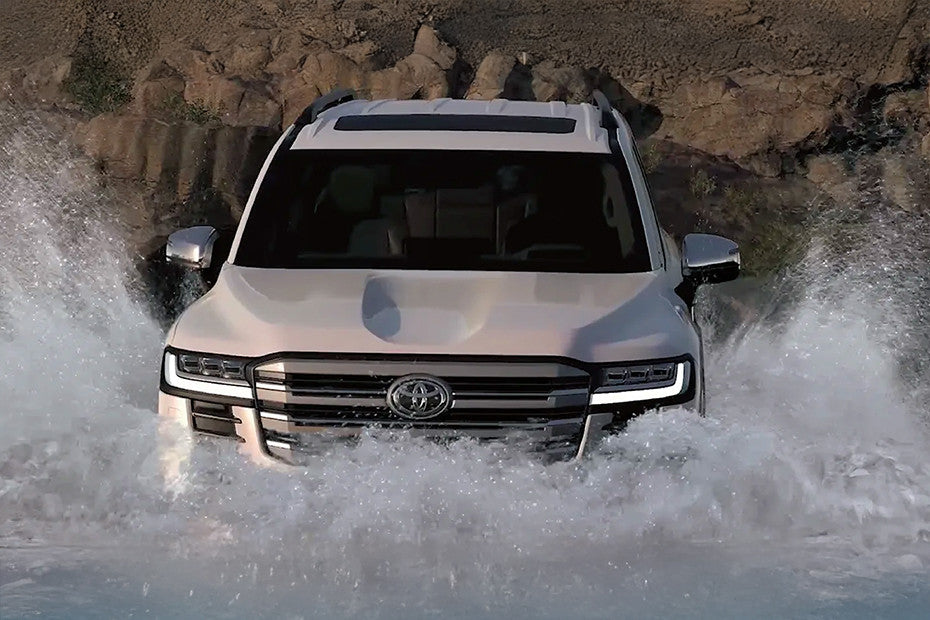 Toyota Land Cruiser 300