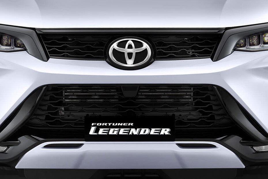 Toyota Fortuner Legender
