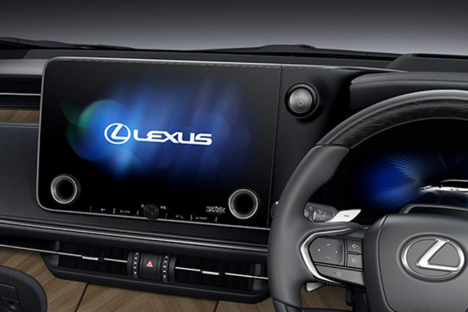 Lexus LM