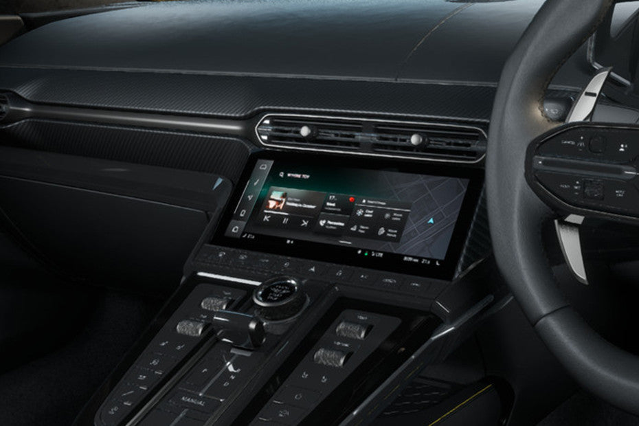 Aston Martin Vantage