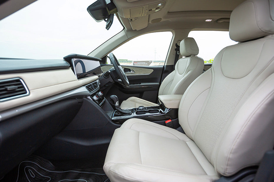 Mahindra XUV700