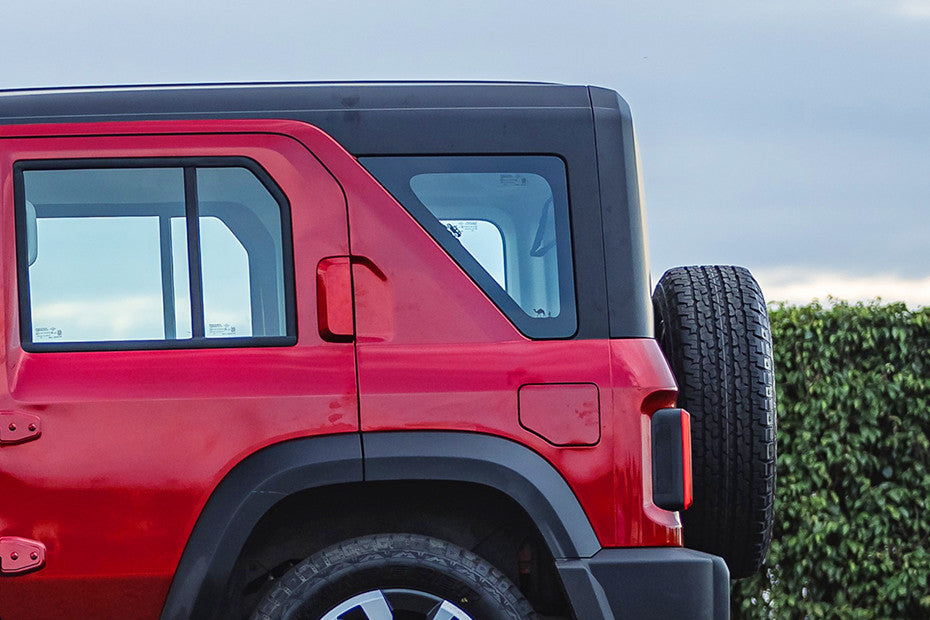 Mahindra Thar ROXX