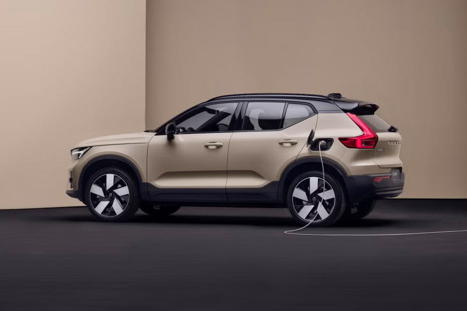 Volvo EX40