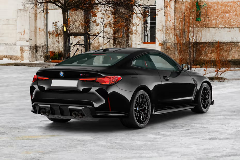 BMW M4 CS