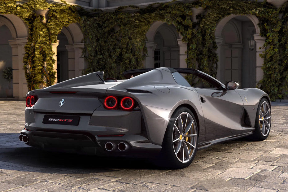 Ferrari 812