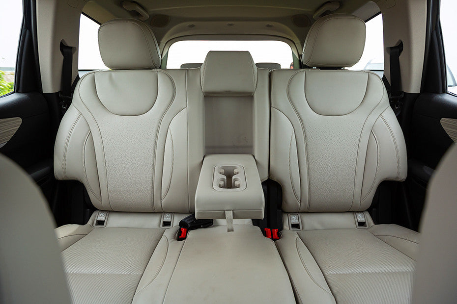 Mahindra XUV700