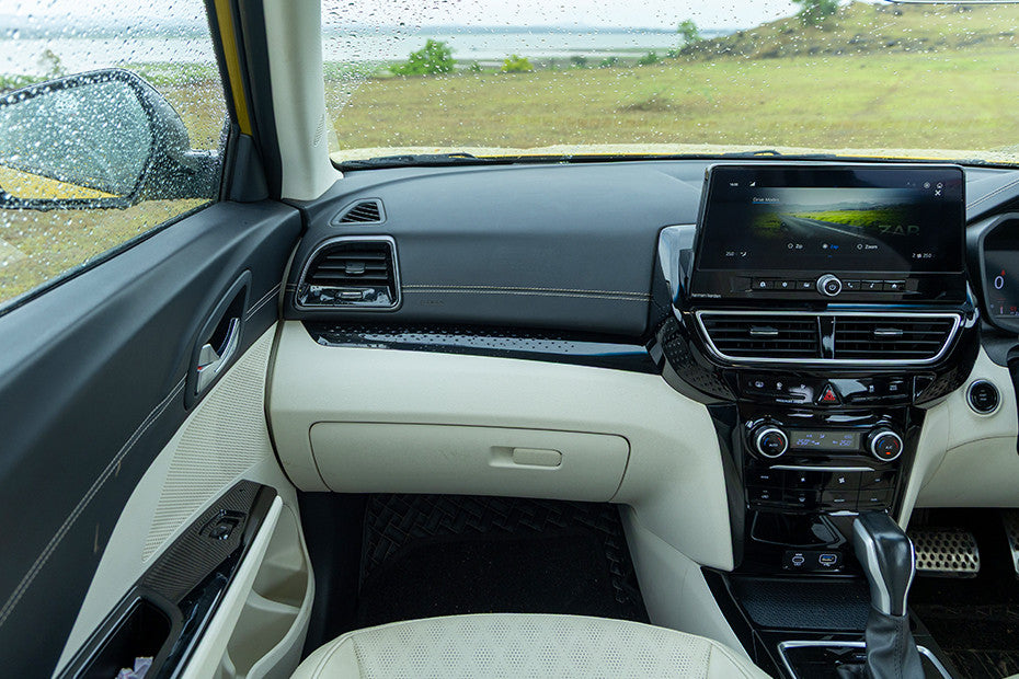 Mahindra XUV 3XO