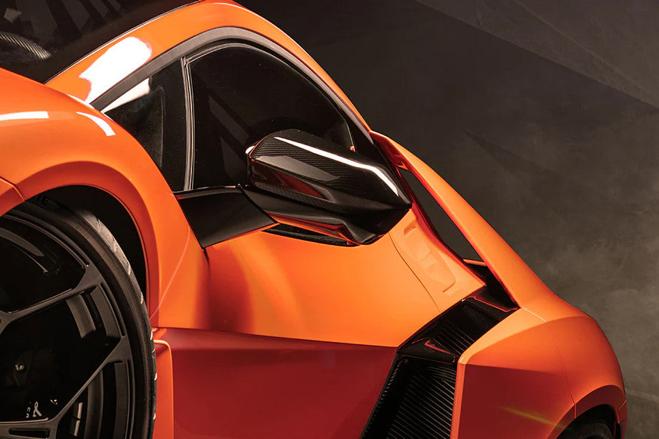 Lamborghini Revuelto