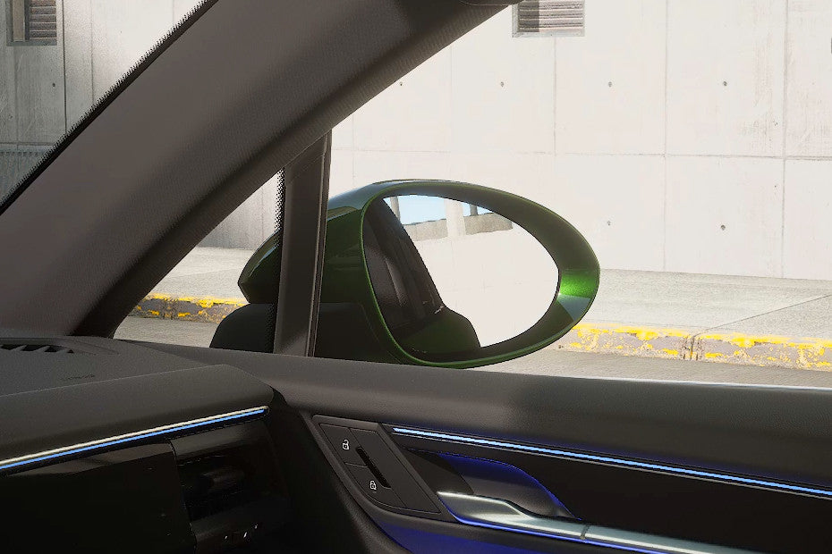 Porsche Macan EV