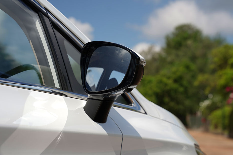 BYD eMAX 7