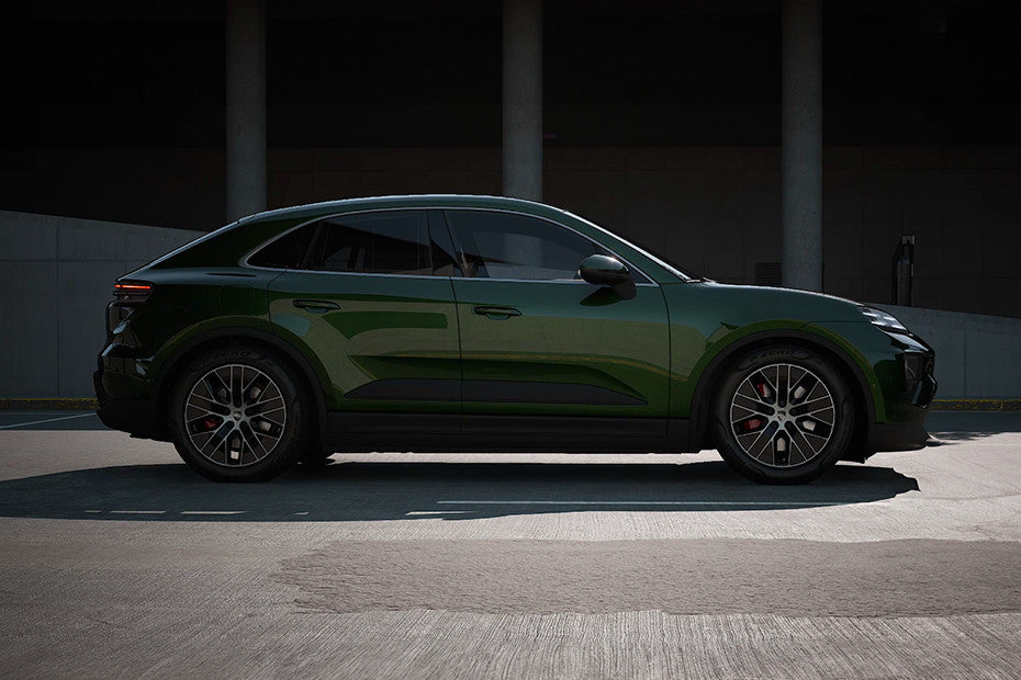 Porsche Macan EV