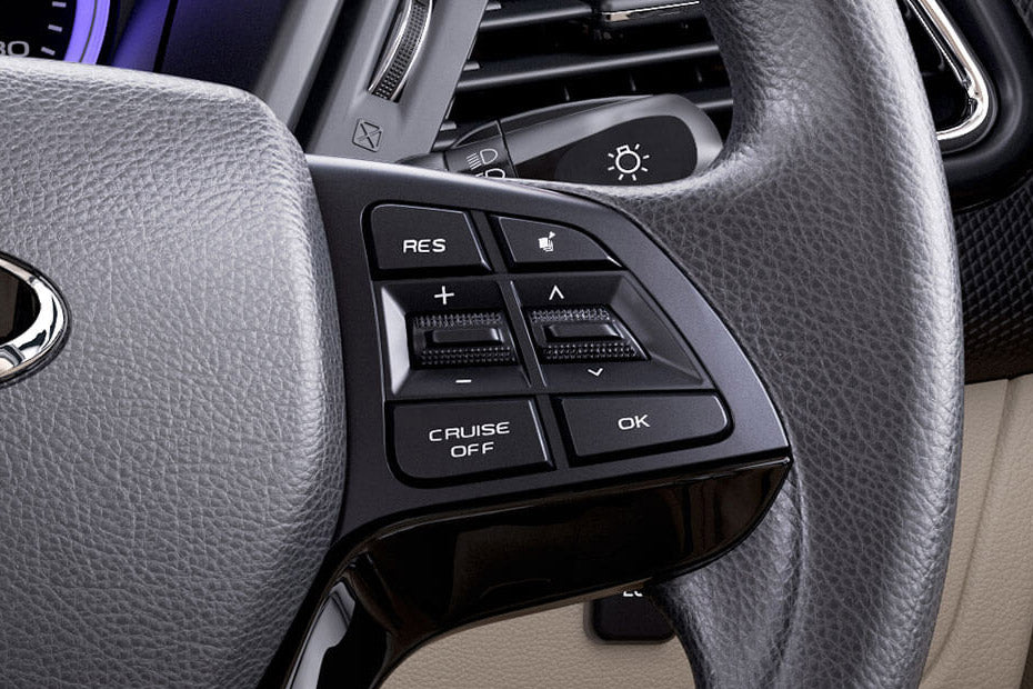 Mahindra Marazzo