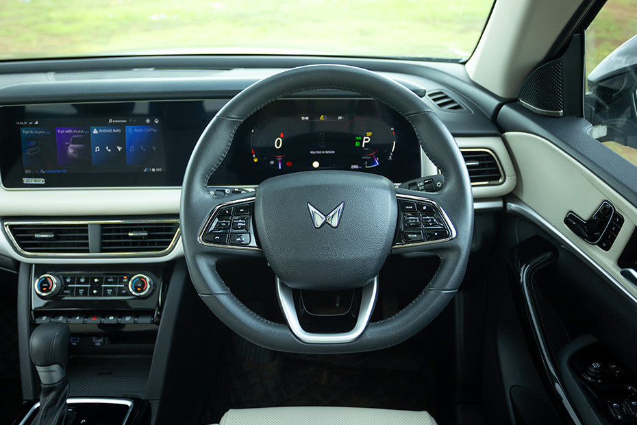 Mahindra XUV700