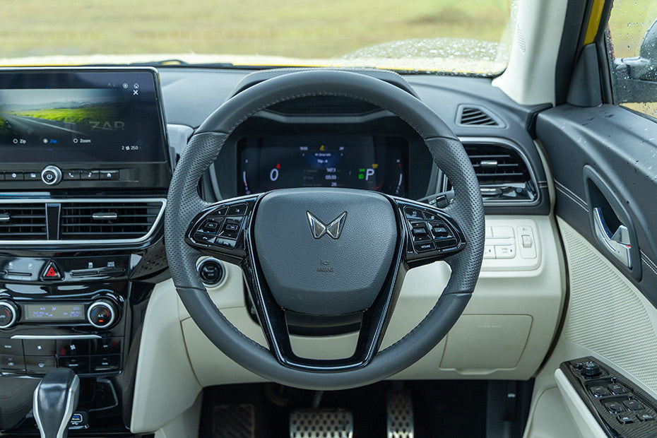Mahindra XUV 3XO