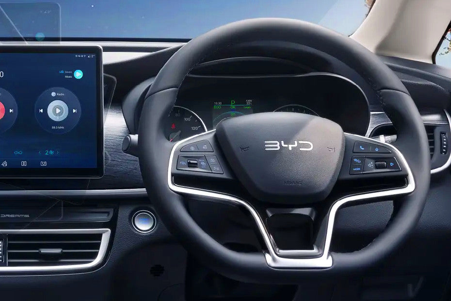 BYD eMAX 7