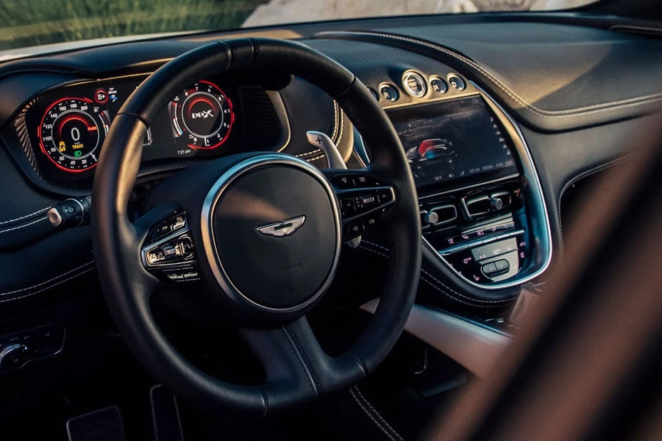 Aston Martin DBX
