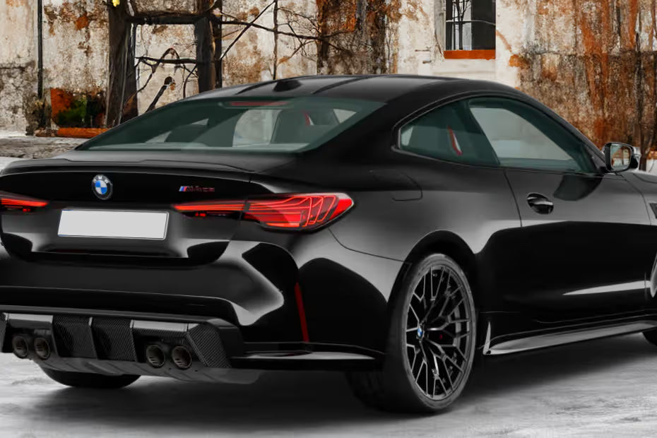 BMW M4 CS