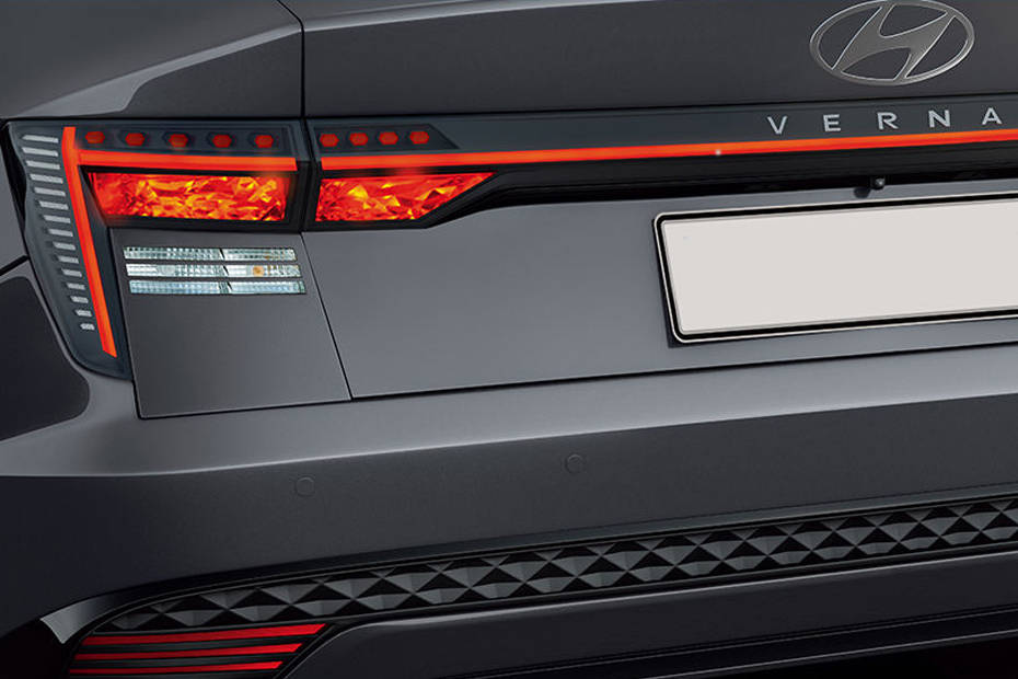 Hyundai Verna