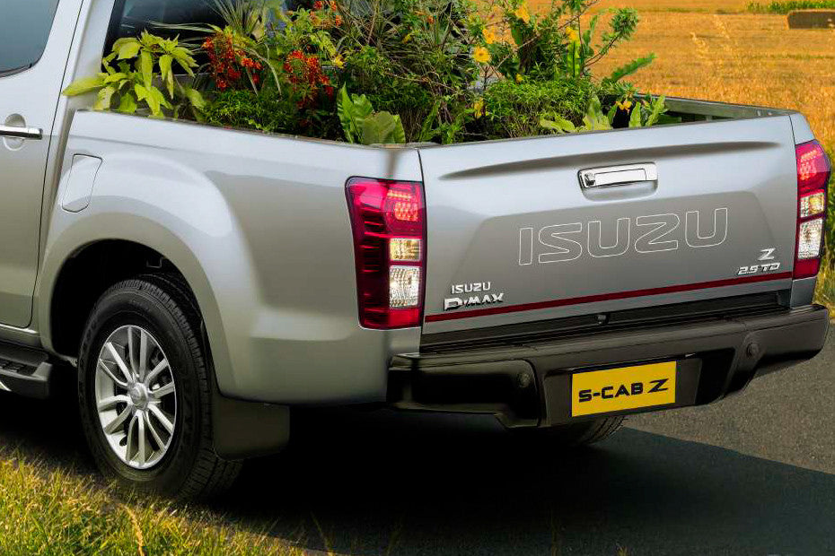 Isuzu S-CAB Z