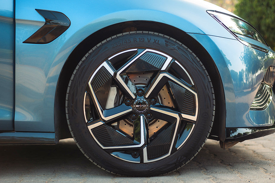 BYD Seal