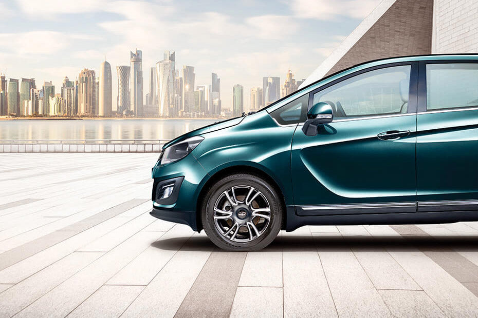 Mahindra Marazzo