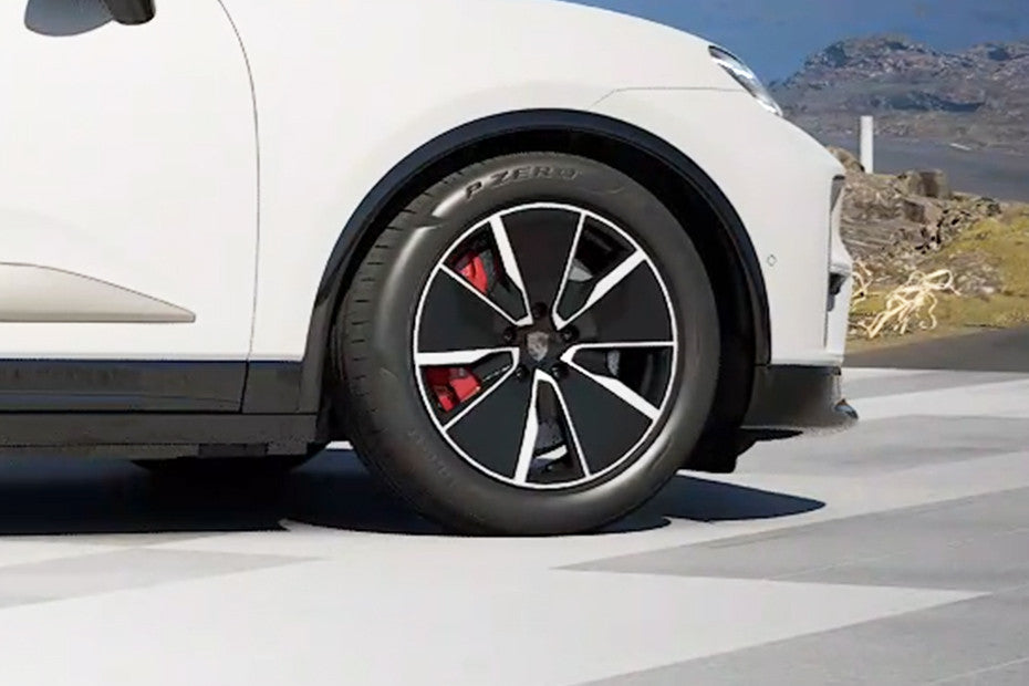 Porsche Macan EV