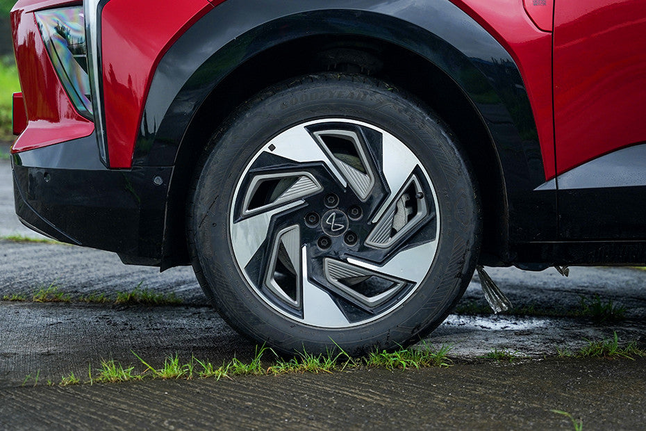 Mahindra XEV 9e
