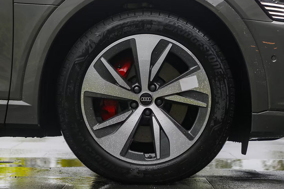 Audi Q8 Sportback e-tron