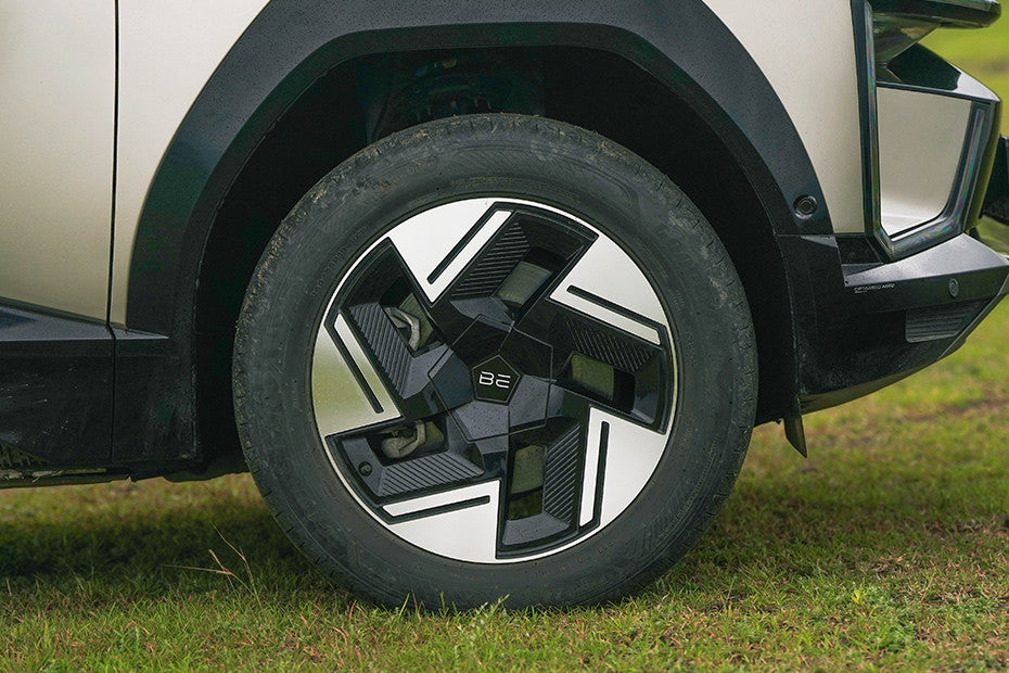 Mahindra BE 6