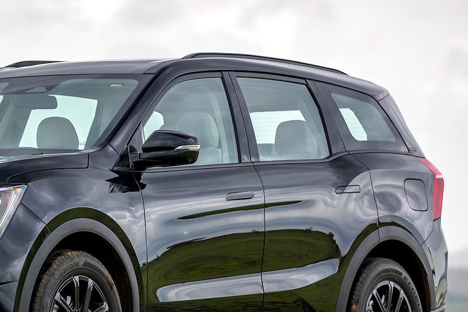 Mahindra XUV700